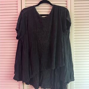 Free people flowy top, black